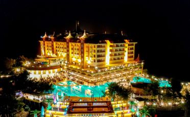 Нова година 2026 в Алания Анталия със самолет от Пловдив - 5 нощувки